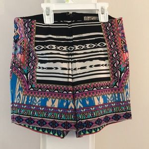 Printed stretch shorts